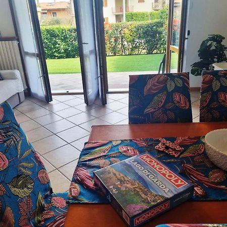 Luminoso Trilocale Con Piscina E Giardino Privato Apartment Desenzano del Garda Luaran gambar